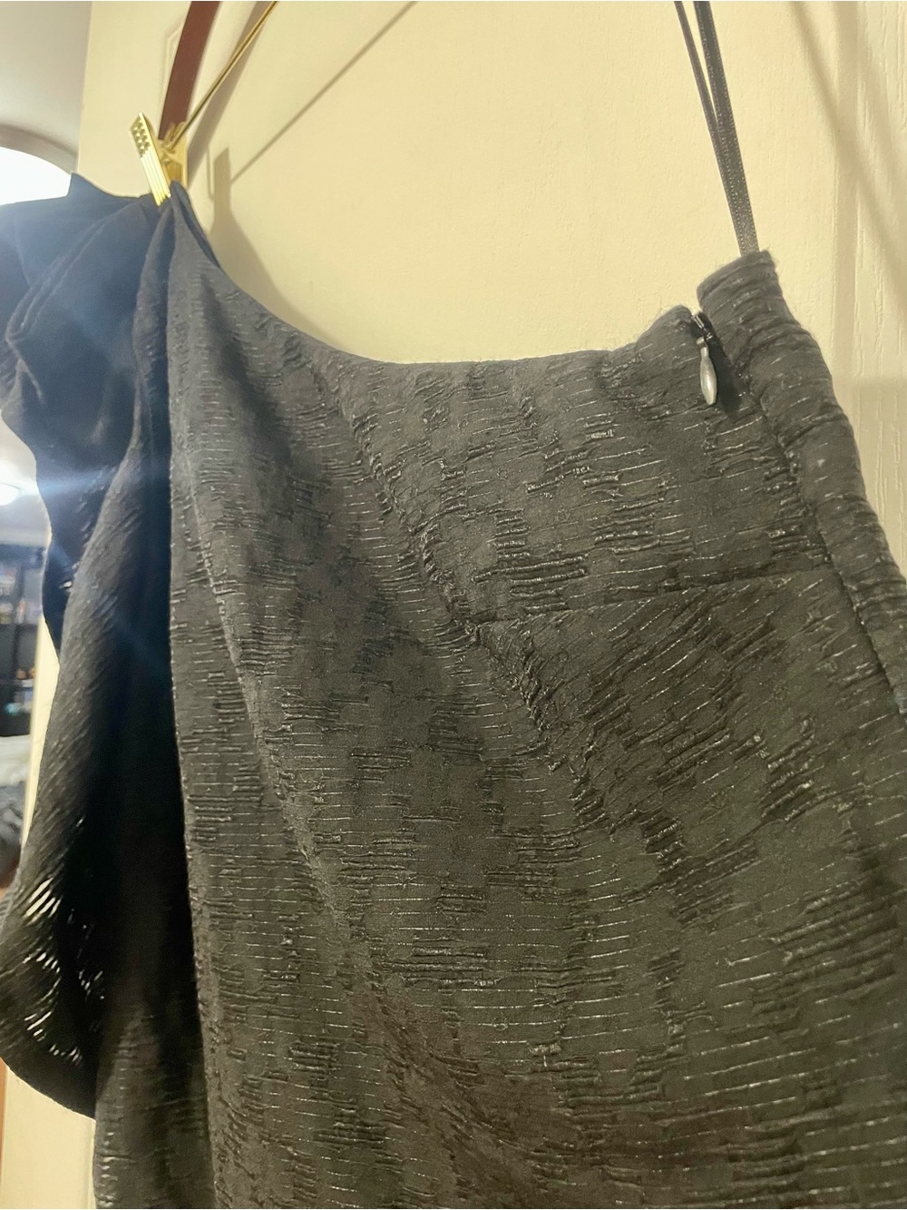 NWT Banana Republic black one-shoulder blouse Size 10/Medium - Picture 5 of 13